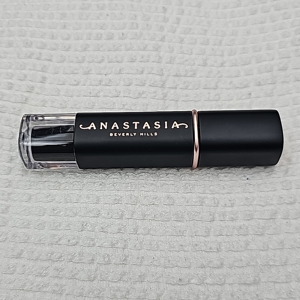 Anastasia Beverly Hills Volumizing Tinted Brow Gel shade granite